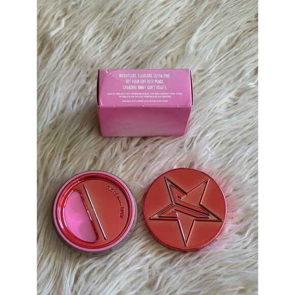 Jeffree Star Magic Star Setting Powder Banana - Picture 4 of 4